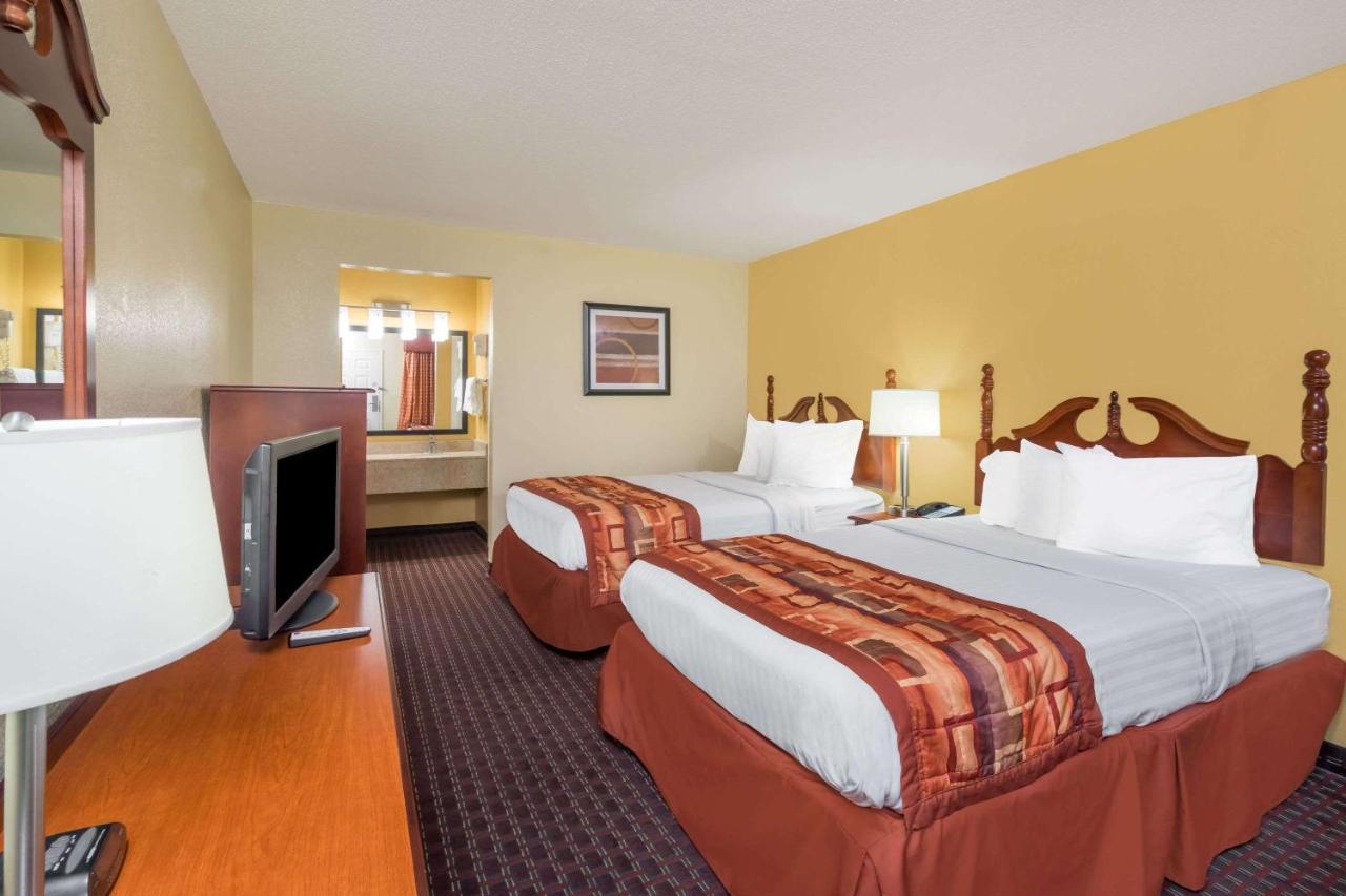 Hotel Baymont By Wyndham Nashville