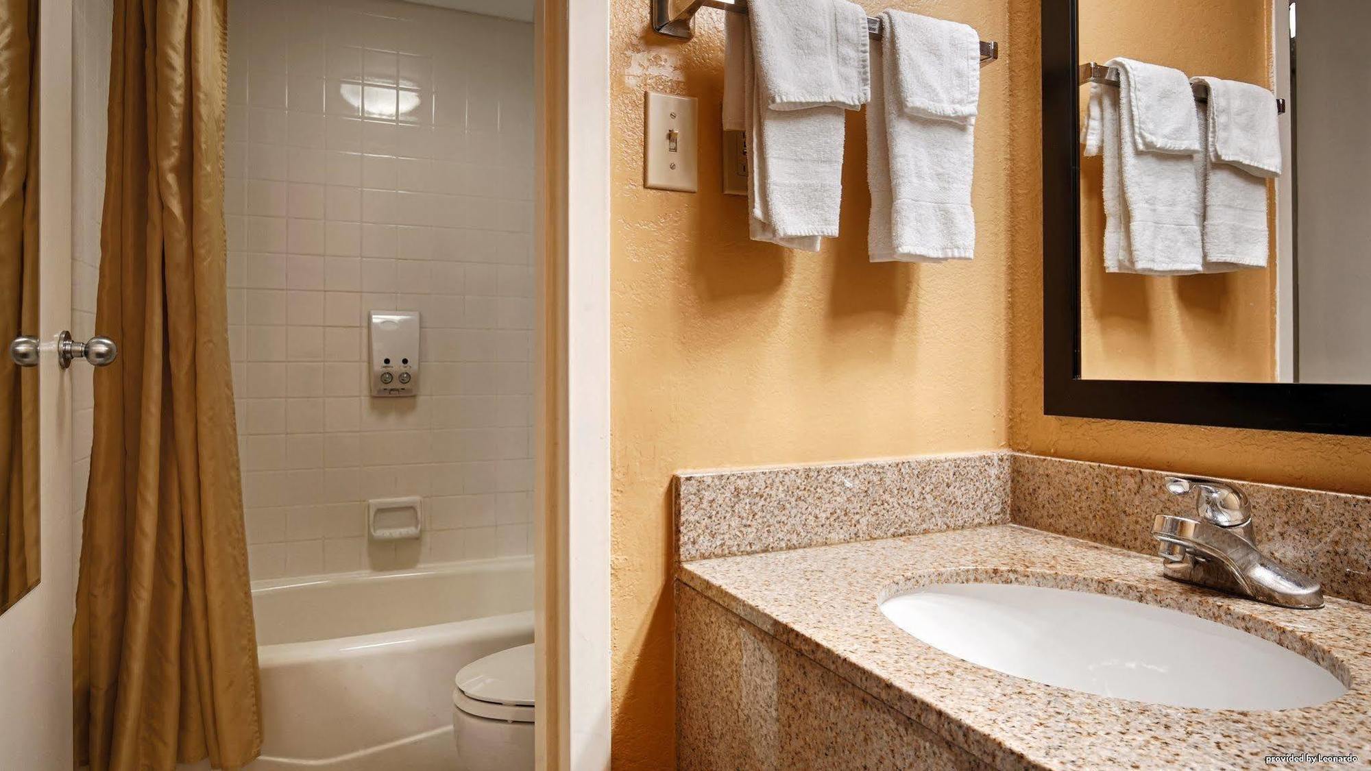 Baymont By Wyndham Nashville Hotel 2*
