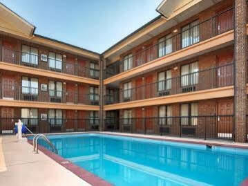 Baymont By Wyndham Nashville Goodlettsville