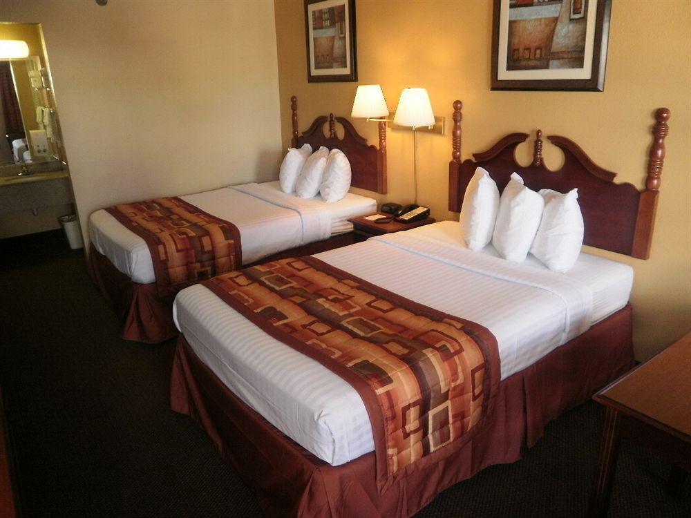 Hotel Baymont By Wyndham Nashville